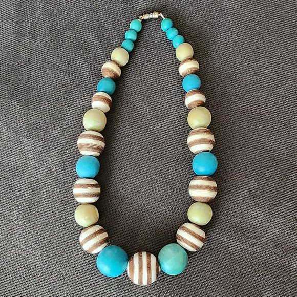 Claire's Wood Beaded Multicolor Bohemian Necklace - Picture 2 of 13